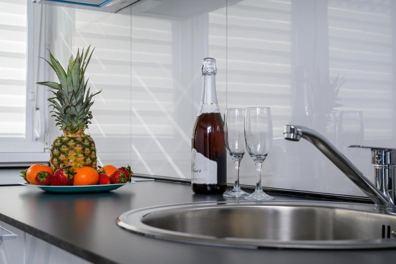 Apartman Nataly Ni Екстериор снимка
