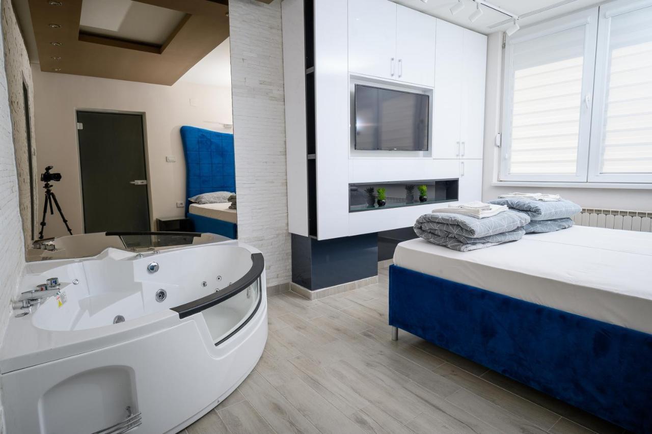 Apartman Nataly Ni Екстериор снимка