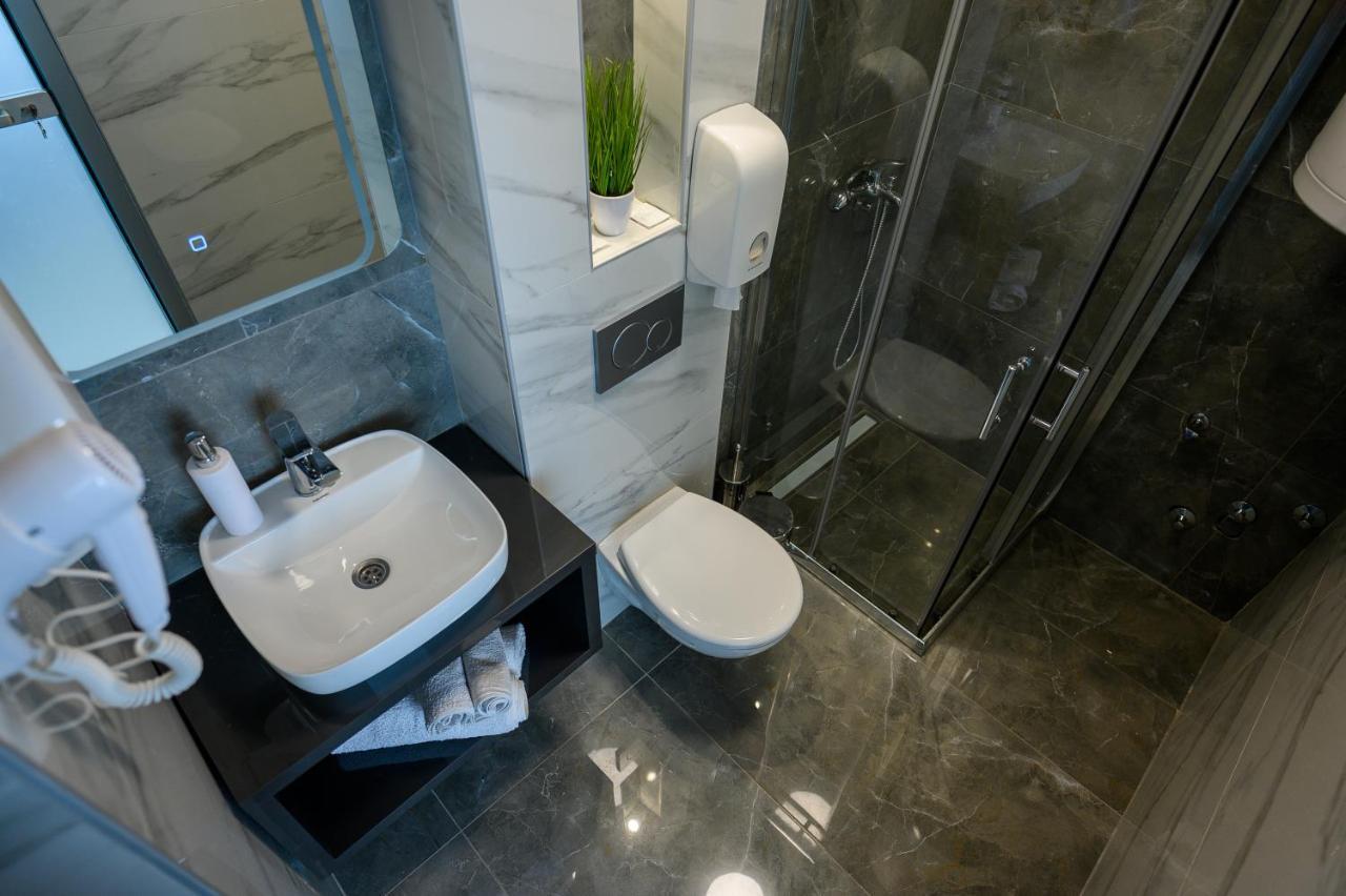 Apartman Nataly Ni Екстериор снимка