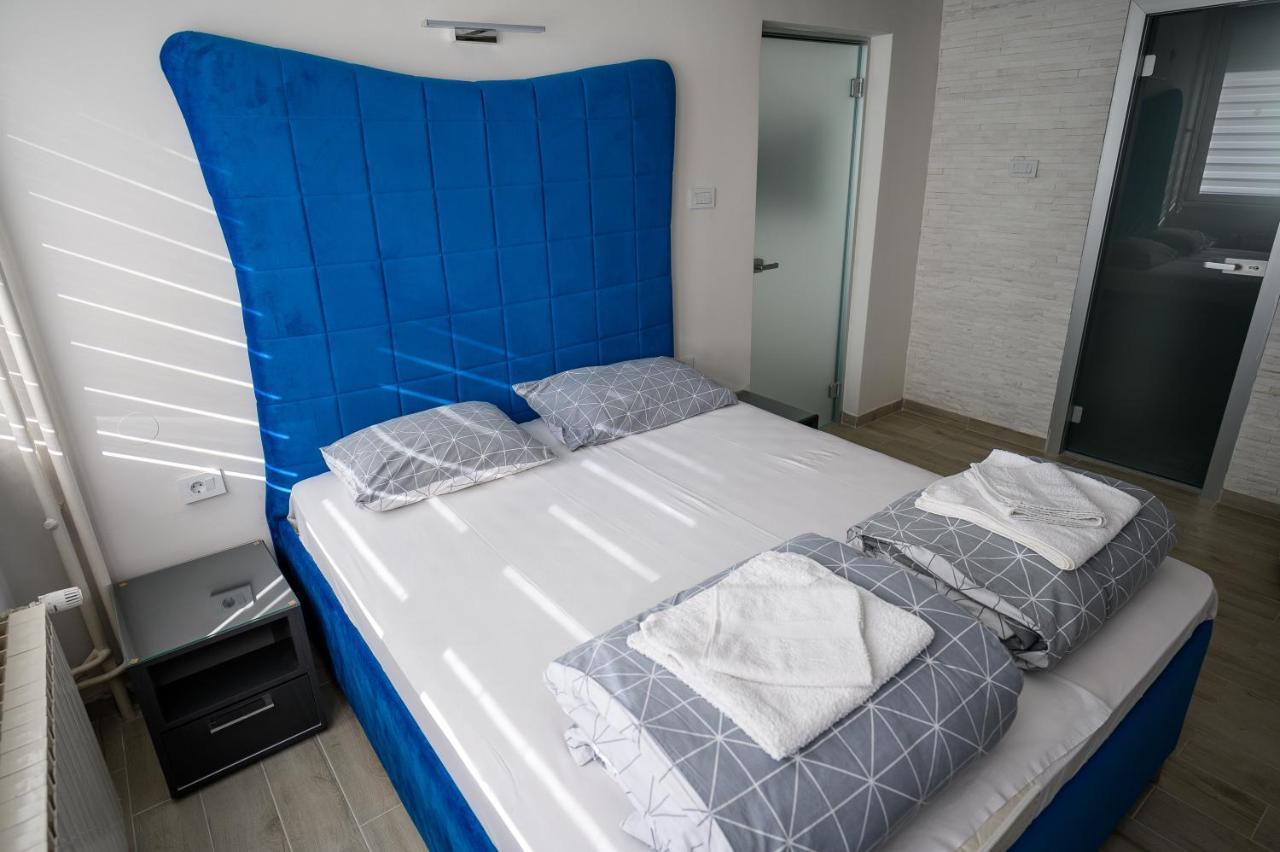 Apartman Nataly Ni Екстериор снимка