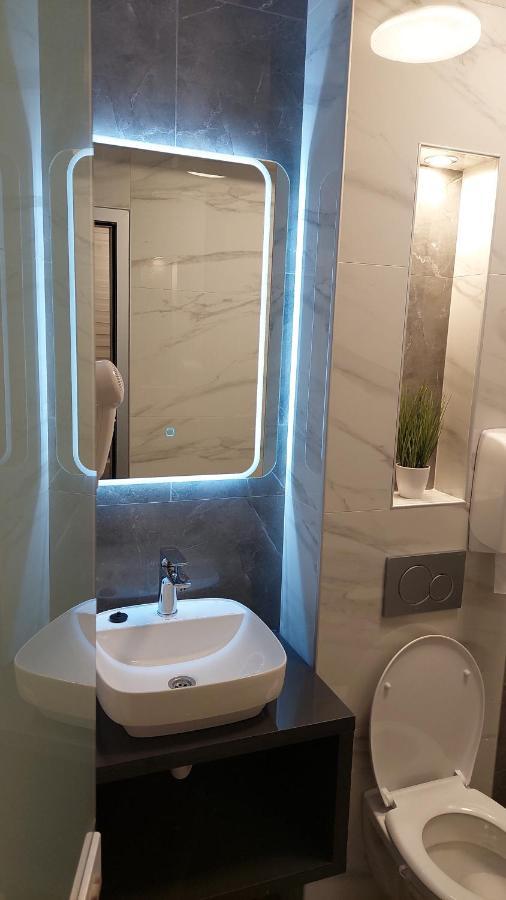 Apartman Nataly Ni Екстериор снимка